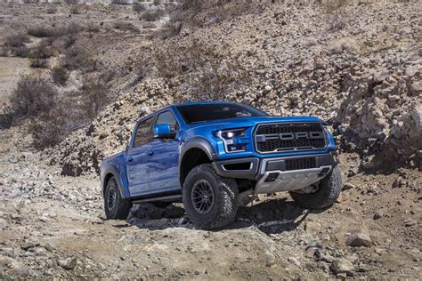 Ford Makes The New 2019 F 150 Raptor Pick Up Even Better Motoring