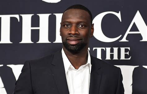 « lupin, c'est tout le monde, c'est personne, il. Omar Sy dépoussière Arsène Lupin dans une nouvelle série ...