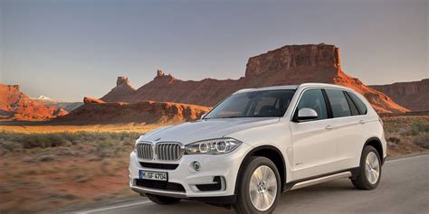This car is an absolute blast to drive. Photos of the 2014 BMW X5 in White - White 2014 BMW X5 Photos