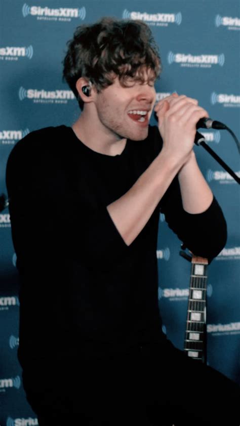 Pin by camila perez on attractive | Luke hemmings