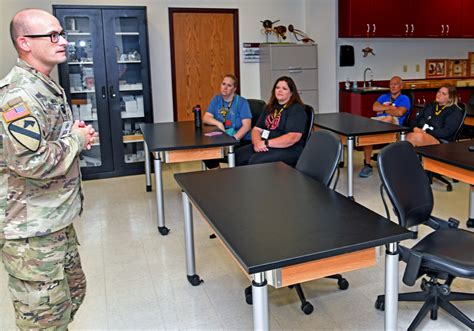 Medcoe Hosts Minnesota Educators During Recruitment Visit Joint Base