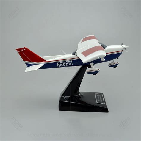 Custom Made Cessna 172p Skyhawk Model Airplane Factory Direct Models