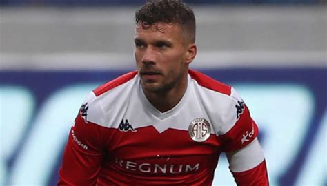 He made his 49 million dollar fortune with fc bayern munich, arsenal, german national football team. Lukas Podolski kehrt in die Türkei zurück und heuert bei ...