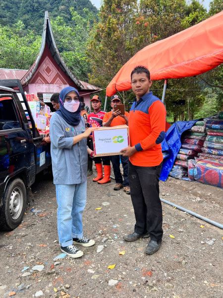 Pegadaian Salurkan Bantuan Untuk Masyarakat Terdampak Banjir Di