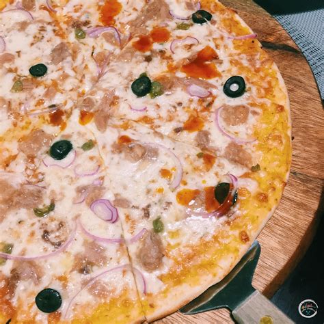 Milan is one of the classically beautiful italian cities and a place with a real sense of style, fashion and with locals who live life to the full. Pizzeria Milano: Authentic Italian Pizza And Pasta - Ane ...