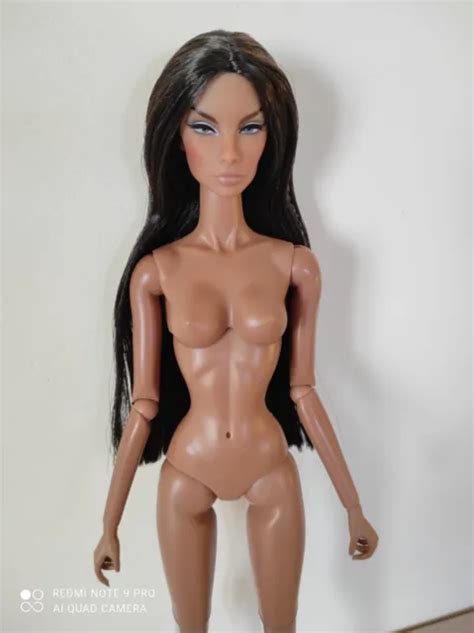 FASHION ROYALTY NATALIA Chain Of Command Nuda Nude Naked Doll Integrity