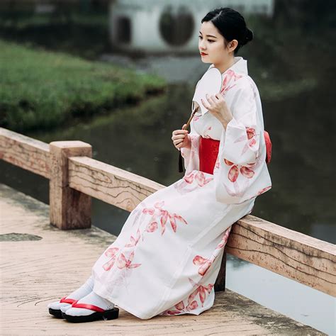 Japanese Style Female Kimono Gown Classic Printed Long Robe Traditional