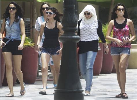 Emiratis Seek Crackdown On Womens Skimpy Dress