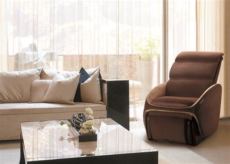 Osim Usoffa Runway Stylish Massage Chair Home Setting Living Room