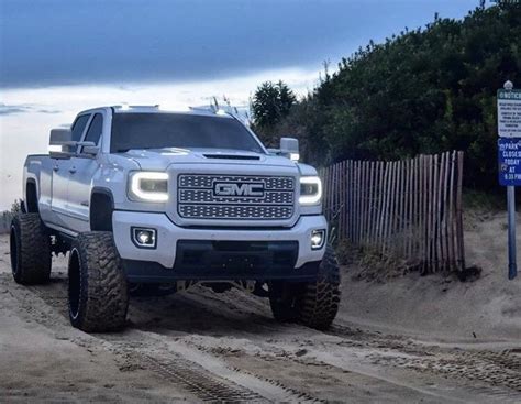 About 10% of these are other exterior accessories, 1% are car bumpers, and 1% are car grills. Pin de Fredy en Truck™️