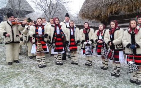Stiri Directe Cele Mai Importante 5 Tradiții și Obiceiuri Românești