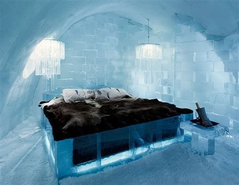 Ice Hotel Gets Paris Rooftops Themed Room How Cool Captivatist