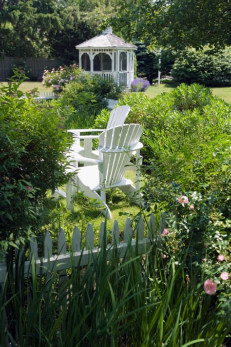 Check your state's department of agriculture website for the laws and a list of licensed applicators. Professional Lawn Care Service in Van Buren, AR, 72956 | A ...