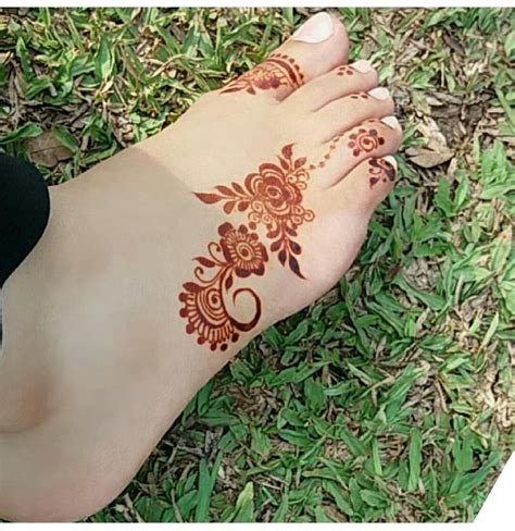 You can also say it mehndi. Legs Perfect Mehendi Design - Legs Eid Mehndi Designs ...