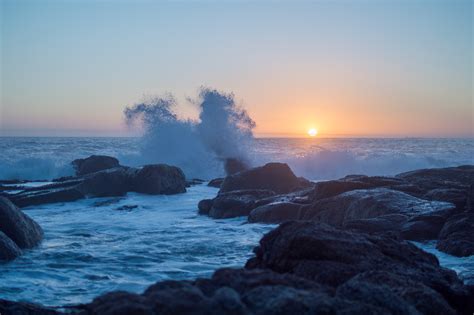 無料画像 海岸 地平線 空 岬 日の出 水 風の波 沿岸および海洋の地形 岩 朝 日没 夜明け 落ち着いた