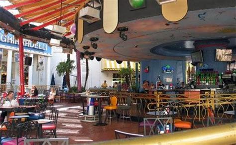 Jw marriott las vegas resort & spa. Carnaval Court Bar & Grill | Las vegas blvd, Vegas, Las vegas