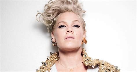 Pink Announces New Live Album All I Know So Far Setlist Official Charts