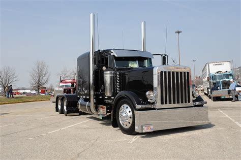 Semi Peterbilt Tractor Rigs Trucks 1080p Hd Wallpaper