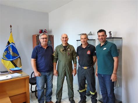 Η πρόσβαση από το χώρο στάθμευσης μέχρι τις πρώτες λίμνες και το μικρό μονοπάτι είναι ιδιαίτερα εύκολη ενώ όταν. ΣΥΝΑΝΤΗ ΤΗΣ ΕΥΠΣ. Ν. ΜΕΣΣΗΝΙΑΣ ΜΕ ΤΟΝ Κ. ΔΙΟΙΚΗΤΗ ΤΗΣ 120 ...