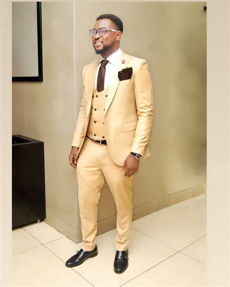 Gold Colour Suit Or Champagne Colour Suit Combination