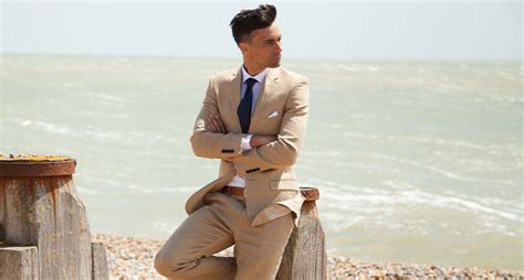 How To Wear A Linen Suit A Guide For Summer Style Dobell