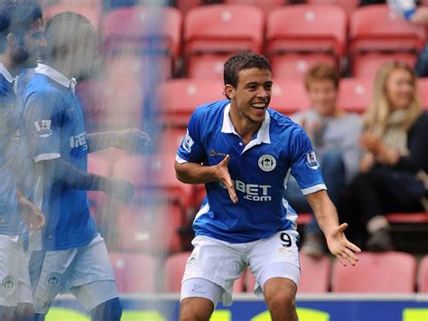 Jugador de @sanlorenzo, internacional con @argentina @rayovallecano @chelseafc @rovers @laticsofficial @werderbremen. Franco Di Santo - Rayo Vallecano | Player Profile | Sky ...