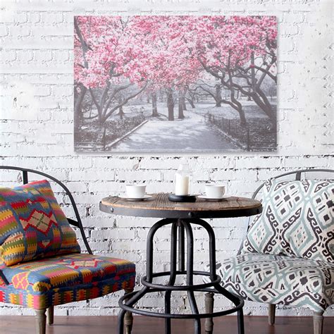 Yang pertama, gambar untuk mewarnai pemandangan alam yang keren. Paling Bagus 29+ Download Gambar Bunga Tanpa Warna ...