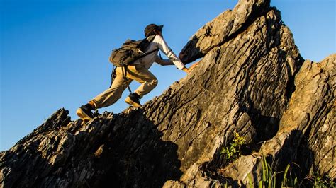 10 Reasons Why Climbing Mountains Will Enrich Your Life