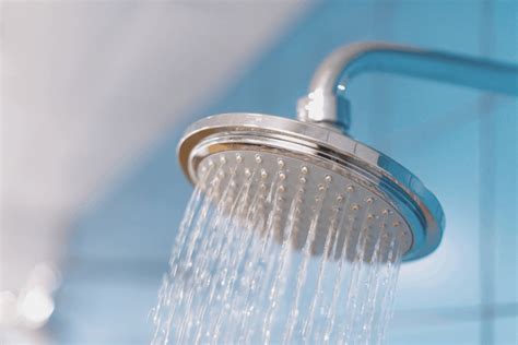Mandi wajib atau mandi junub ialah menyucikan keseluruhan badan dengan air bersih. cara-mandi-wajib-yang-betul - Kashoorga