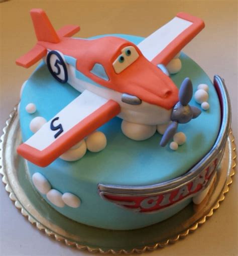 While we have flown our cakes to distant destinations, it is a highly complex process to engineer the delivery via a private or chartered plane. Dusty Planes Cake - CakeCentral.com