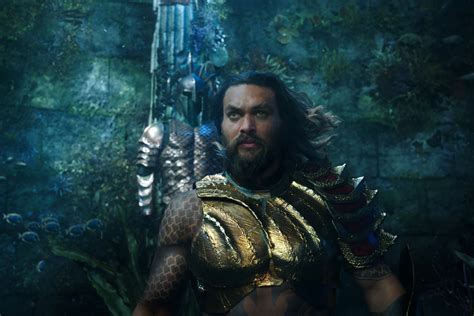 Aquaman Review Dc Superheros Solo Movie Is A Waterlogged Mess