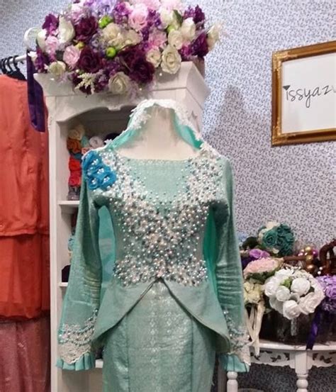 34 model kebaya pernikahan adat jawa modern resepsi dan. Ide Terbaru 24 Warna Baju Songket Pengantin Terkini