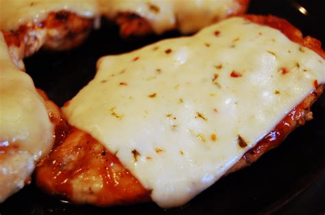 I'm a carb lover, but i'm trying to cut back. Barbeque Pepper Jack Chicken - Eat at Home