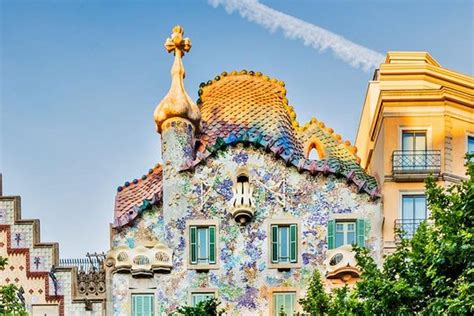 Casa batlló is an outstanding design full of imagination by famed catalan architect antoni gaudi. TripAdvisor | Entrada a la Casa Batlló de Gaudí con ...