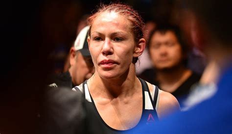 tito ortiz told cris ‘cyborg justino to take featherweight title fight mma junkie