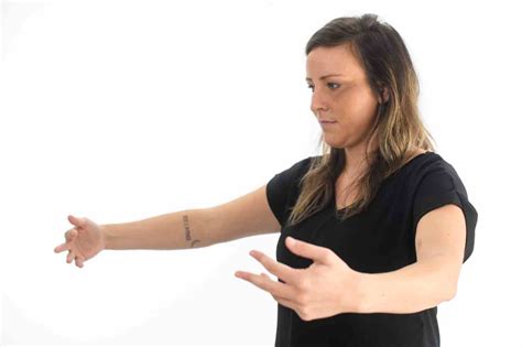 60 Hand Gestures You Should Be Using And Their Meaning