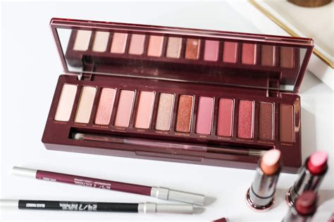 Review Swatches Urban Decay Naked Cherry Eyeshadow Palette And