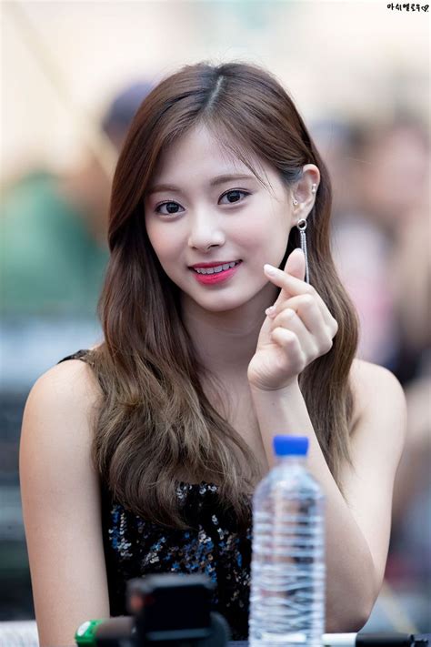 Discover and share the best gifs on tenor. You'll Believe TWICE's Tzuyu Invented Visuals After Seeing ...