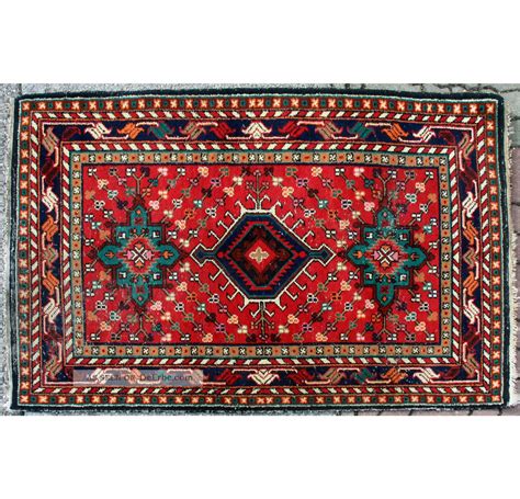 Das wort gabbeh stammt aus dem persischen und kann mit „roh, ungeschnitten oder „unbehandelt übersetzt werden. Orient - Teppich / Perser - Teppich / HandgeknÜpft / Ca ...