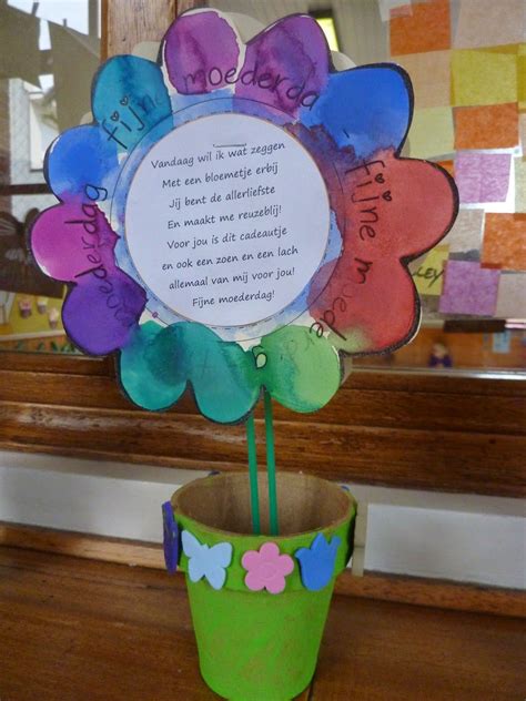 Met de antwerpse moederkesdag is de geschiedenis van moederdag in belgië al wat ouder. Bloemen voor moederdag! | Moederdag knutselen peuters ...