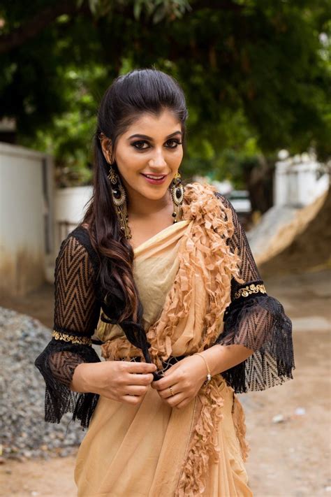 Co founder & coo at coolberg. Yashika Aannand - South Indian Actress