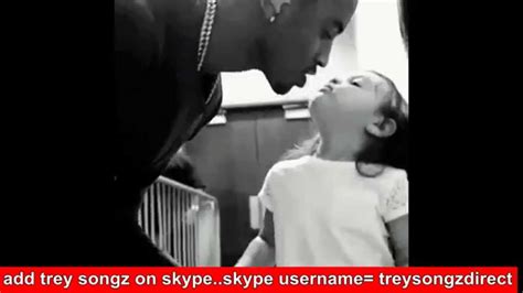 Trey Songz Kisses His God Daughter Before Show Youtube