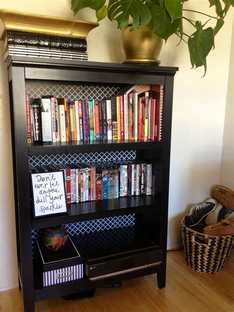 Bookshelf DIY Makeover | Bookshelves diy, Bookshelf makeover, Diy home
