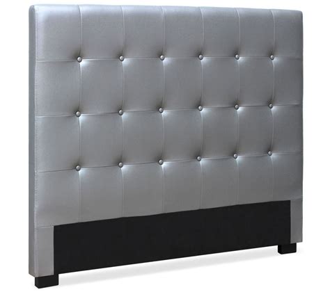 Les rangements inclus dans la tête de lit permettent d'optimiser l'espace et d'accéder plus facilement aux boîtes et aux tiroirs situés sous le lit. Tête De Lit Capitonnée "Amor" 160 cm Argent - Tête de lit BUT