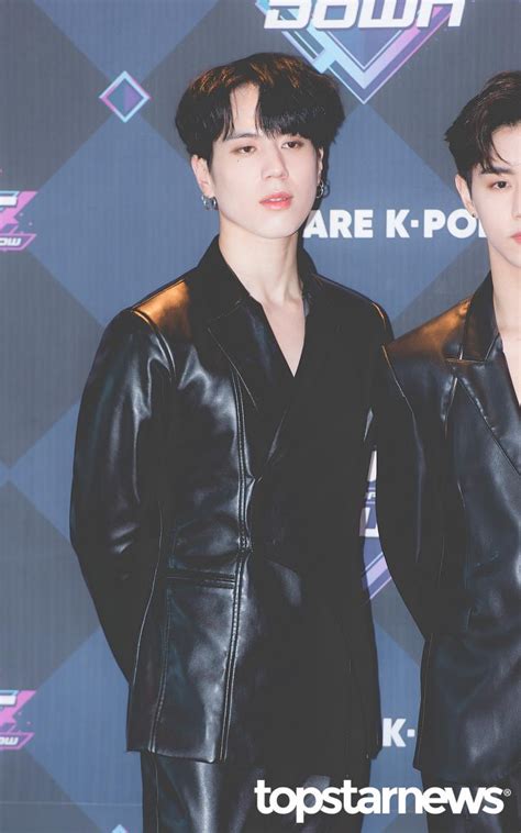 On march 31, osen reported that jb (jay b) is discussing an exclusive contract with h1ghr music, a label headed by jay park. 갓세븐(GOT7) 유겸 측 "MBC 가요대제전 불참…아티스트 건강 관리 ...
