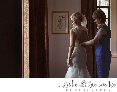 A husband and wife photographer team in columbia, south carolina specializing in weddings, head shots, and commercial photography. Wedding Pictures Columbia SC - Wedding Photography by ...