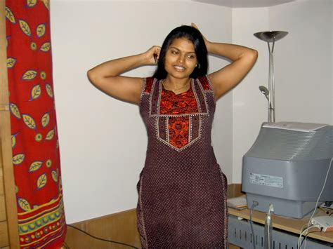 Hot Images Of Hot Mallu Garam Bhabhi Reshma Hot Hot Sex Picture