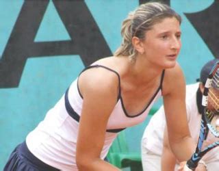 Irina Begu şi Monica Niculescu ţintesc sferturile la Australian Open
