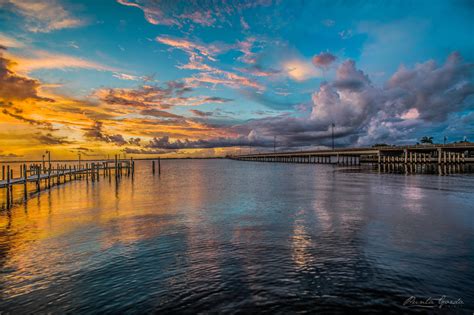 Sunset over Charlotte Harbor (Punta Gorda, FL) [4000x2663] [OC] : r/SkyPorn