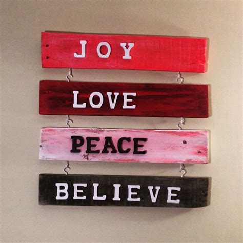 Joy Love Peace Believe Decorative Pallet Wood Sign Ideeën